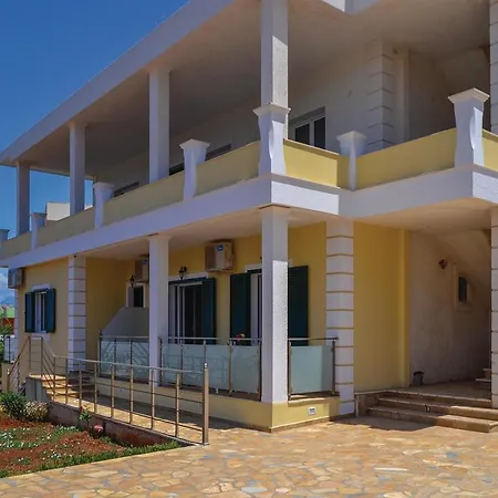 Ksamil Xi Apartmán *